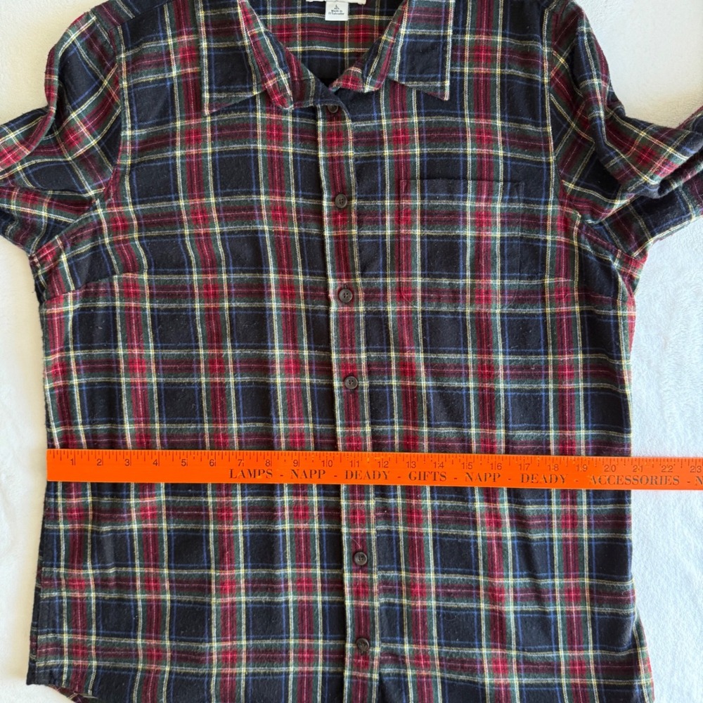 LL Bean Men's Flannel Button Down Shirt Large Slightly Fitted Scotch Plaid Cabin - Picture 7 of 11